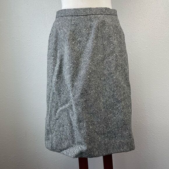 Gray Lined Wool Skirt EUC - Picture 1 of 5